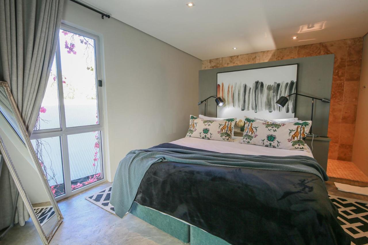 Suite 9 The Village Windhoek Exteriör bild